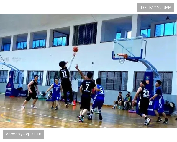 重庆篮球队的奋斗与荣耀：一段不平凡的突破之旅